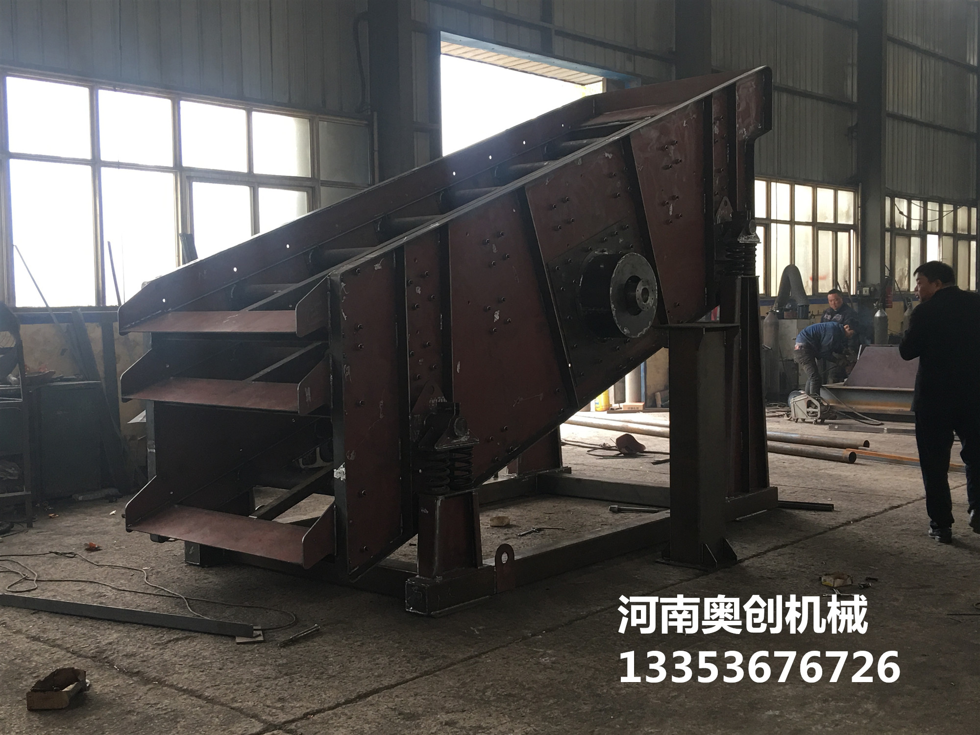 奧創(chuàng)圓振篩2 奧創(chuàng)圓振篩2