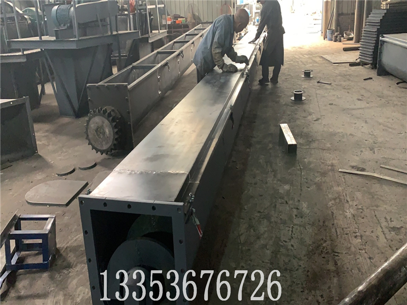 中間出料長距離螺旋輸送機1 中間出料長距離螺旋輸送機1